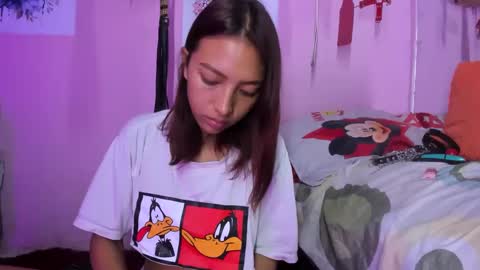 daphneandrade online show from February 17, 1:00 pm
