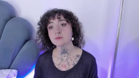 DaphneBlunt online show from November 27, 7:43 pm