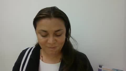 dapnne online show from December 2, 4:38 pm