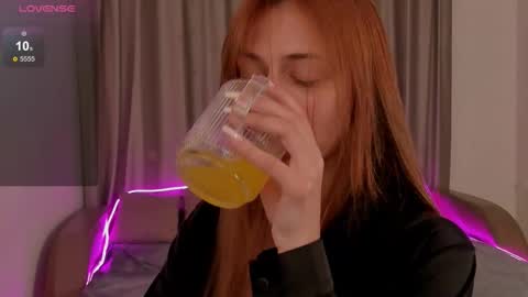 daria_promise online show from September 15, 10:55 pm