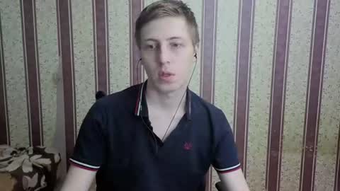darienlarge online show from August 3, 1:39 pm