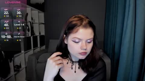 Dari the it woman online show from January 2, 2:33 am