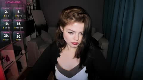 Dari the it woman online show from January 10, 9:10 pm