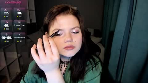 Dari the it woman online show from January 5, 8:31 pm