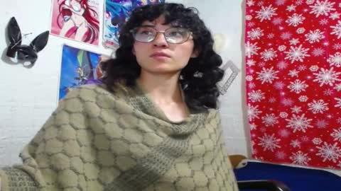 lola online show from March 7, 5:51 am