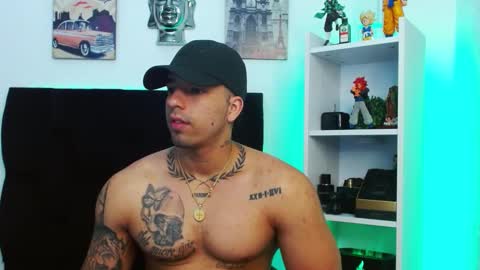 Darius Phoenix  online show from January 3, 2:40 pm