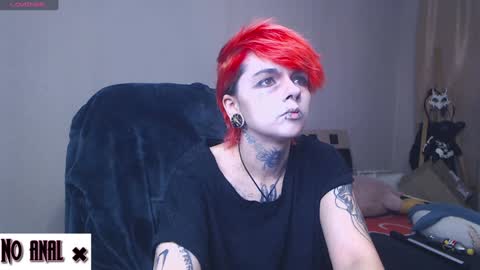 Snapshot of dark__elf chatting on December 8, 10:03 pm Anessa online show from December 8, 10:03 pm