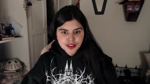 Moony online show from December 11, 10:38 pm