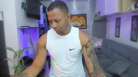 dark_dominion online show from February 26, 11:24 am