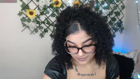 dark_flama online show from May 16, 1:02 am