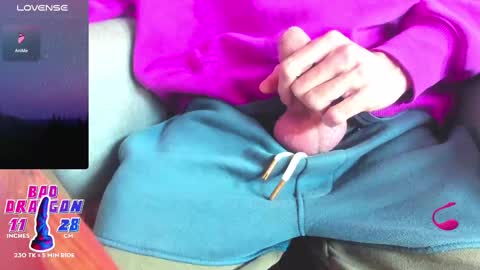 dark greens online show from February 28, 10:20 am