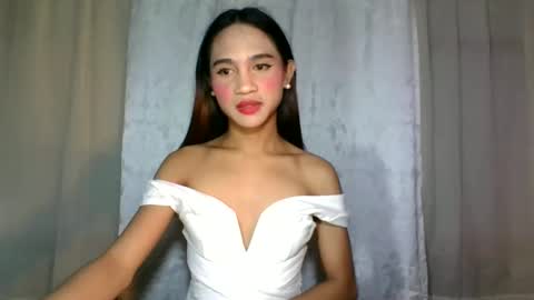 Snapshot of dark_hurohuro19 chatting on December 22, 10:04 pm LIANNA online show from December 22, 10:04 pm