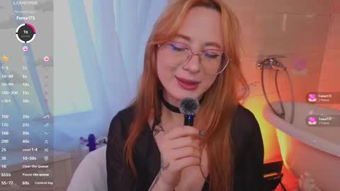 Lola online show from February 3, 6:40 am