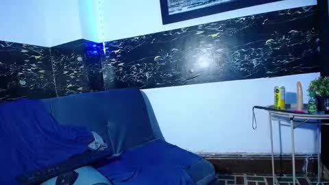 Chris  online show from October 27, 11:27 pm