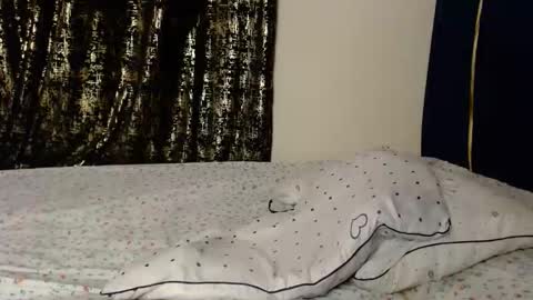 Tiff online show from October 8, 11:54 pm