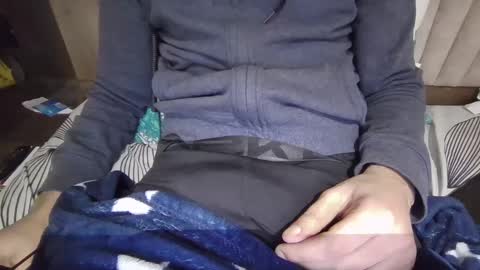 Snapshot of darkbud03 chatting on February 2, 1:23 am just a guy online show from February 2, 1:23 am