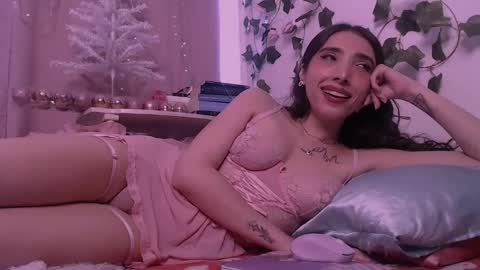  Candy   online show from November 12, 7:16 pm