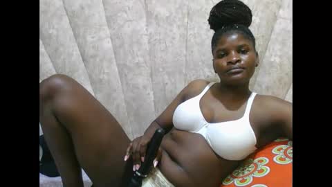 SHANICE online show from May 28, 2:09 am