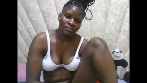 SHANICE online show from May 13, 6:39 pm