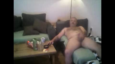 darko9504265 online show from September 30, 4:34 am
