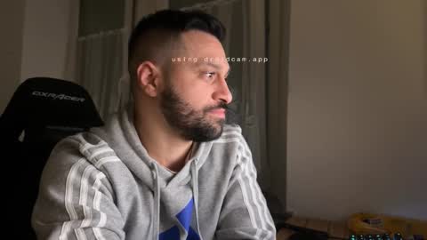 darkschneider_ online show from December 4, 6:46 am