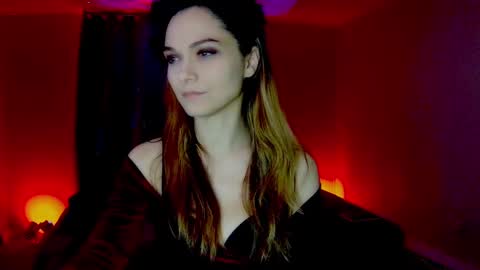 Snapshot of darkskullmistress chatting on January 21, 3:48 am roseredgoddess online show from January 21, 3:48 am