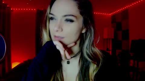 Snapshot of darkskullmistress chatting on September 17, 3:21 am roseredgoddess online show from September 17, 3:21 am