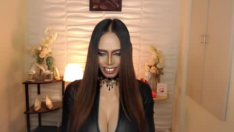 HAPPY BIRTHDAY MISTRESS MADRIANA online show from December 16, 6:43 am