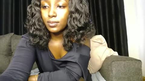 darktanqueen online show from November 5, 3:41 am