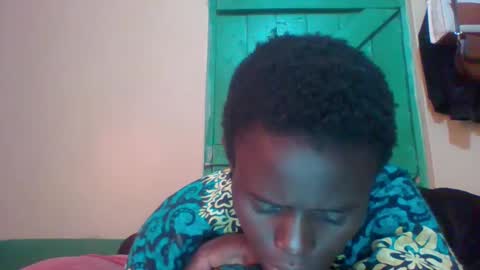 darkvelvet503011 online show from October 5, 12:46 pm