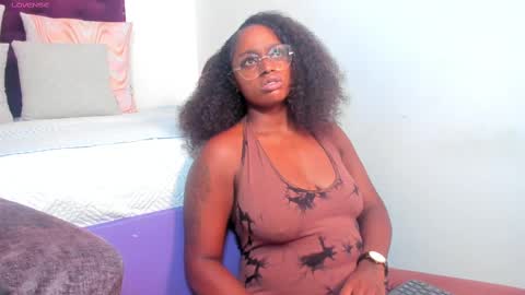 Snapshot of darle_volant chatting on September 16, 10:46 pm Darle Volant online show from September 16, 10:46 pm