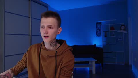 Snapshot of darling__oliver chatting on December 2, 6:49 pm your lovely Oli online show from December 2, 6:49 pm