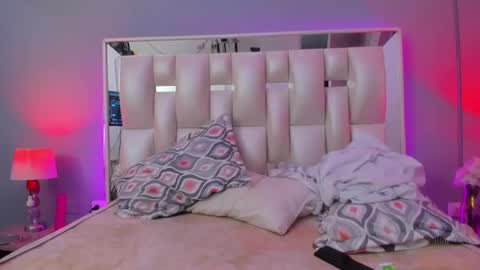 darlyn_tenderhot__ online show from October 16, 6:46 am