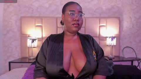 Snapshot of darnellqueen chatting on January 28, 3:47 am Darnell Queen online show from January 28, 3:47 am