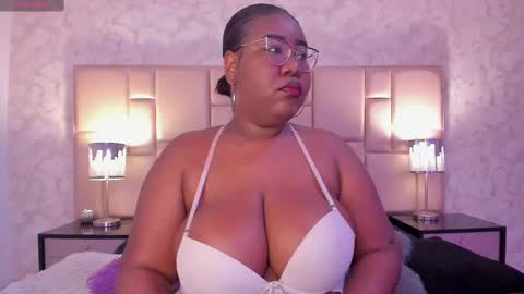 Snapshot of darnellqueen chatting on February 24, 3:55 am Darnell Queen online show from February 24, 3:55 am