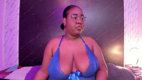 Snapshot of darnellqueen chatting on September 15, 3:41 am Darnell Queen online show from September 15, 3:41 am