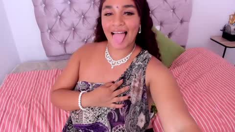 Snapshot of darsha_hara chatting on February 1, 10:44 pm Darsha online show from February 1, 10:44 pm