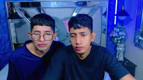 darwinandbrayan online show from December 18, 3:13 am