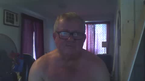 Snapshot of darwincock chatting on January 1, 1:26 am darwincock online show from January 1, 1:26 am