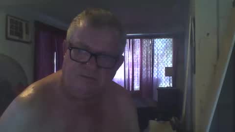 Snapshot of darwincock chatting on December 31, 10:23 pm darwincock online show from December 31, 10:23 pm