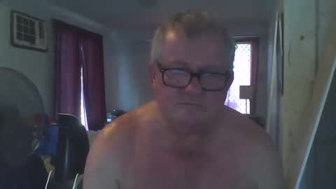 Snapshot of darwincock chatting on January 11, 1:27 am darwincock online show from January 11, 1:27 am