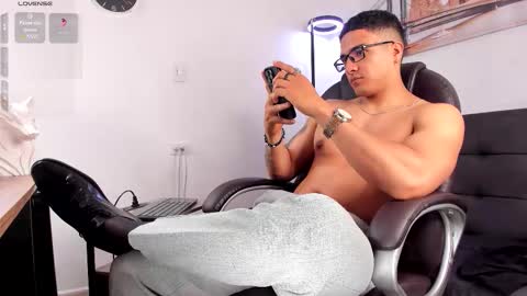 Dash online show from November 12, 4:20 pm