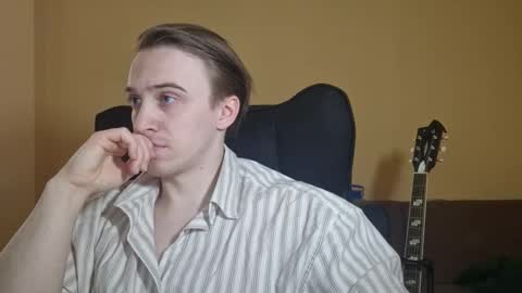 datalian online show from February 13, 10:29 am