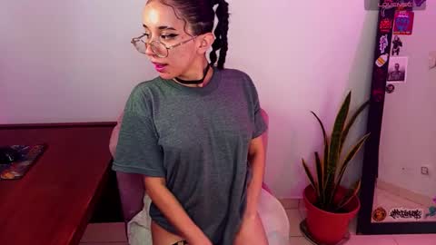 Marie Anne online show from February 12, 6:06 am
