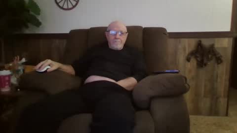 Snapshot of dave571960 chatting on December 30, 12:42 pm dave571960 online show from December 30, 12:42 pm