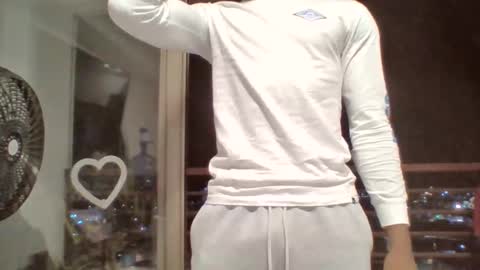 dave_blackcock831930 online show from May 17, 12:09 am
