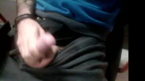 davedarksider96 online show from October 14, 8:39 am