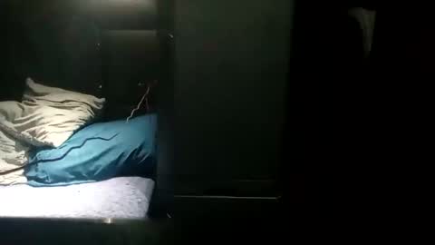 davedowning042075 online show from December 22, 3:55 am