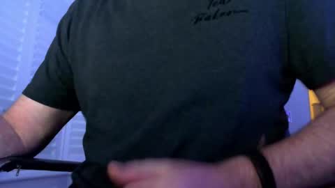 davesu12345 online show from December 2, 7:18 am