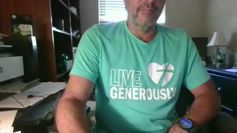 Snapshot of davethebooky chatting on September 17, 6:55 pm Dave online show from September 17, 6:55 pm